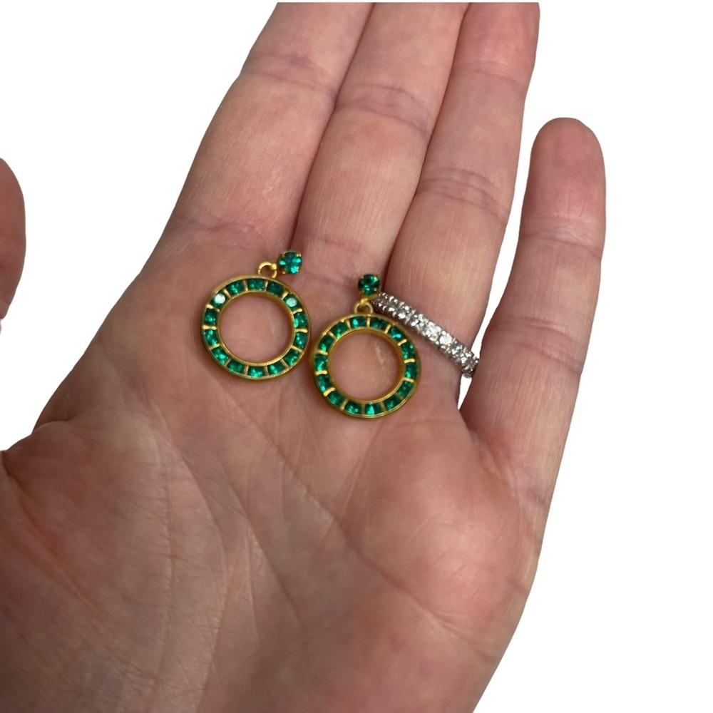 Vintage Faux Emerald Drop Hoop Gold Tone Earrings - Picture 4 of 9